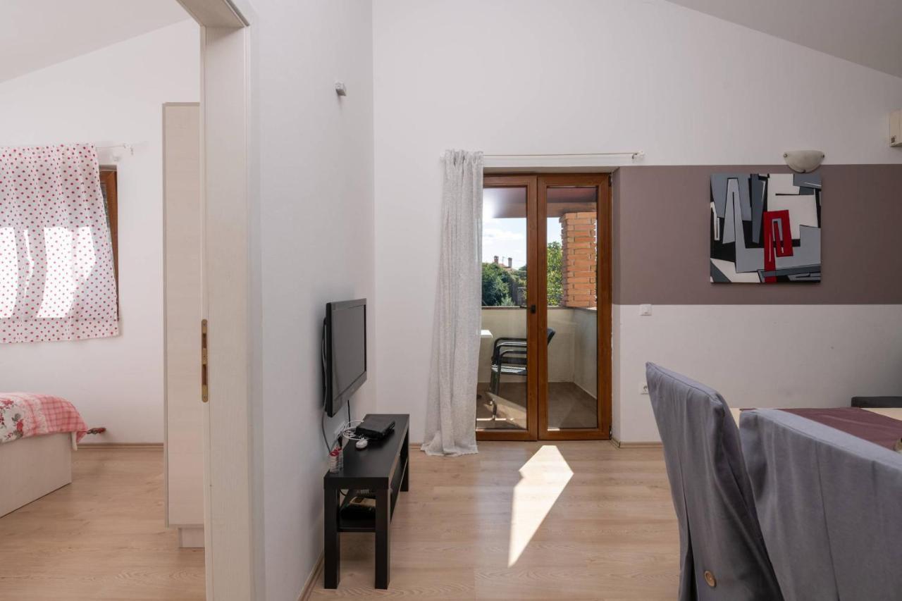 Apartmani Jana Пореч Экстерьер фото