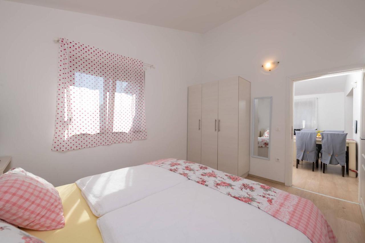Apartmani Jana Пореч Экстерьер фото